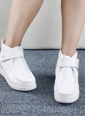 台湾YI气垫护士鞋白色N真皮棉鞋冬季短加绒防006滑工靴作女鞋新款