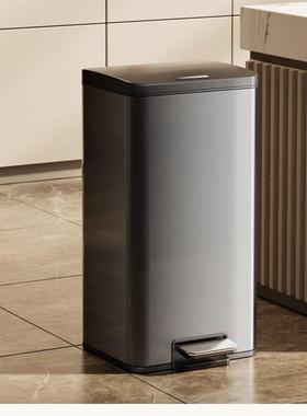 垃圾桶方形卧室脚踏式带PSY盖生间客间厅奢厨房专用轻大号房大容