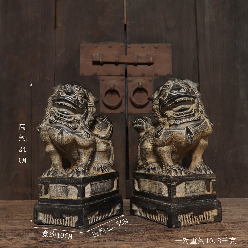 中式仿古青石狮案头摆件一对