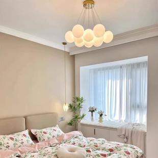 月球灯星球泡泡球客厅吊室灯法式 油风浪漫网红房主卧儿童奶835间