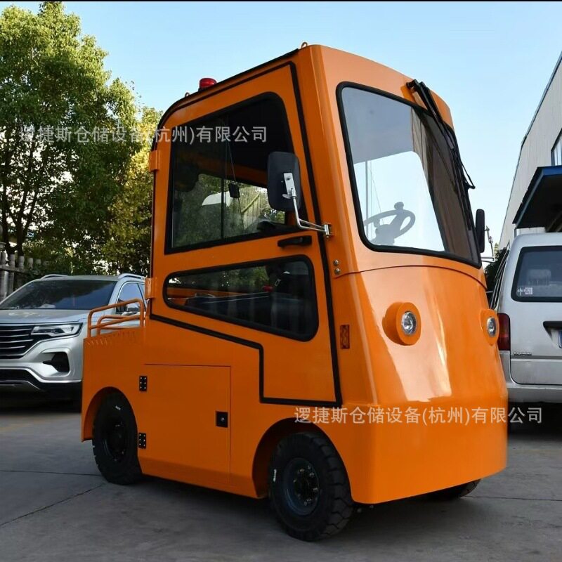 6吨全封闭带雨棚电动牵引车头