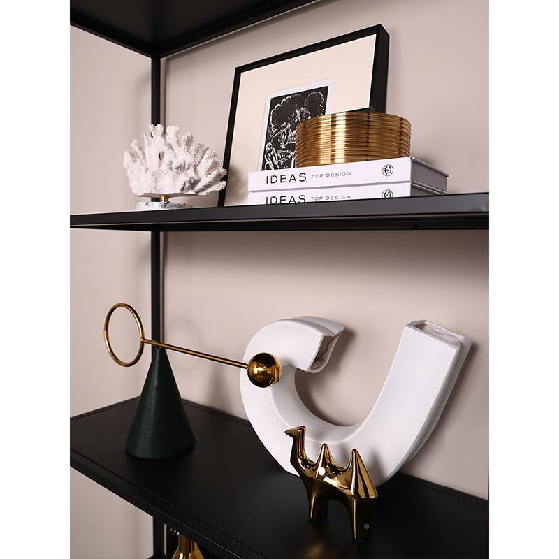 现代142样板书间房家居饰简约几何摆件感挂品画花瓶组合