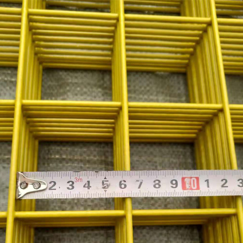 浸塑镀锌铁丝网片定制电焊焊接钢丝隔离围栏防护网包塑家用养殖网