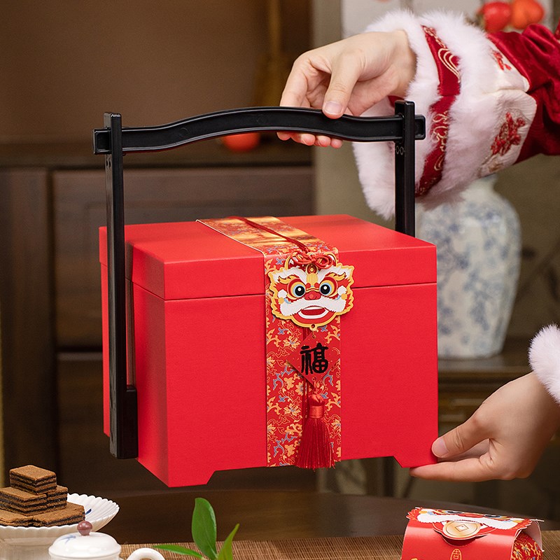 新年礼盒包装2025蛇年元旦年货礼品盒高档中式糖果饼干手提空盒子