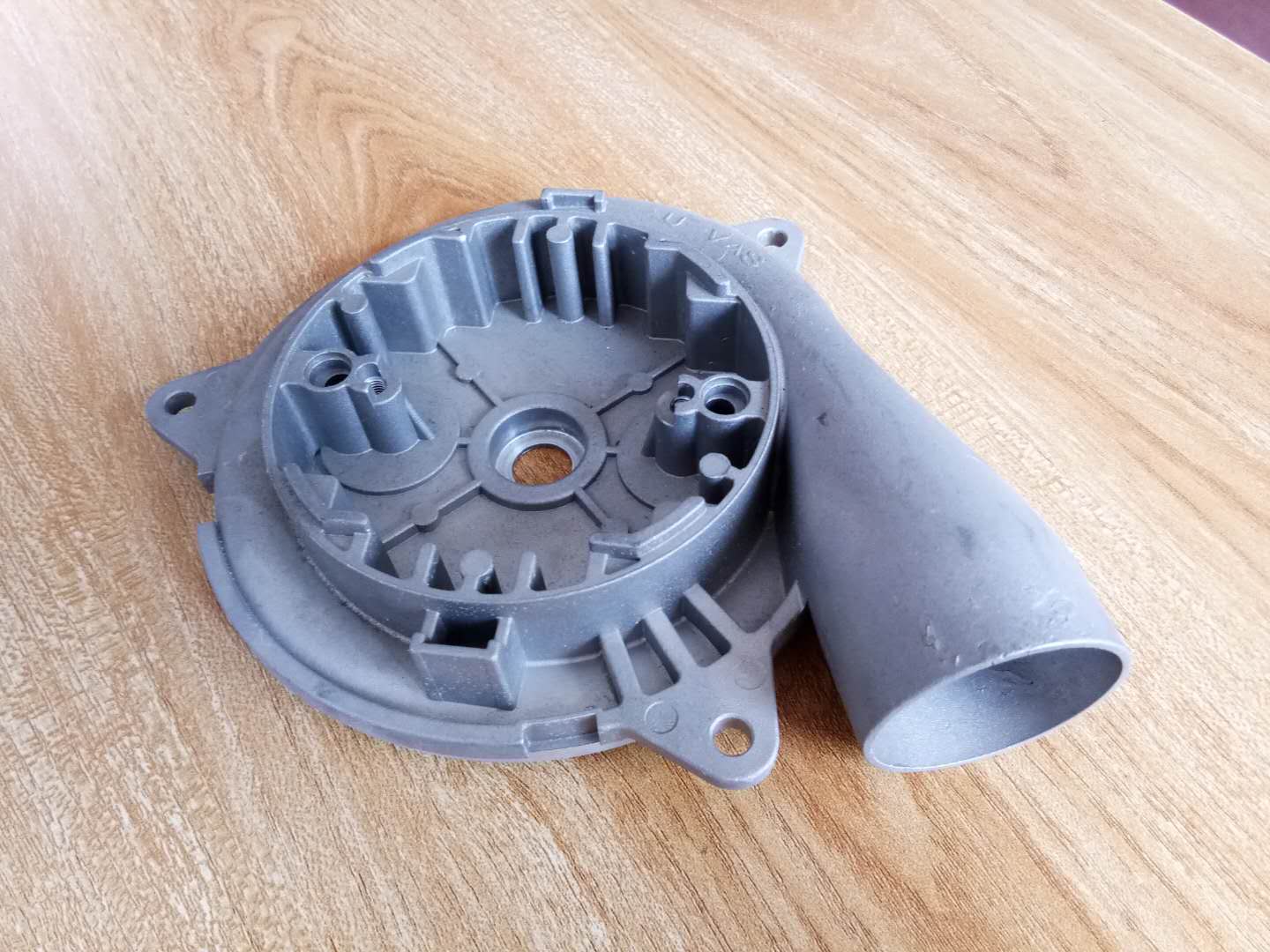 无尘锯木工无尘锯多功能推台锯电动工具除尘电锯吸尘风机塑料叶轮