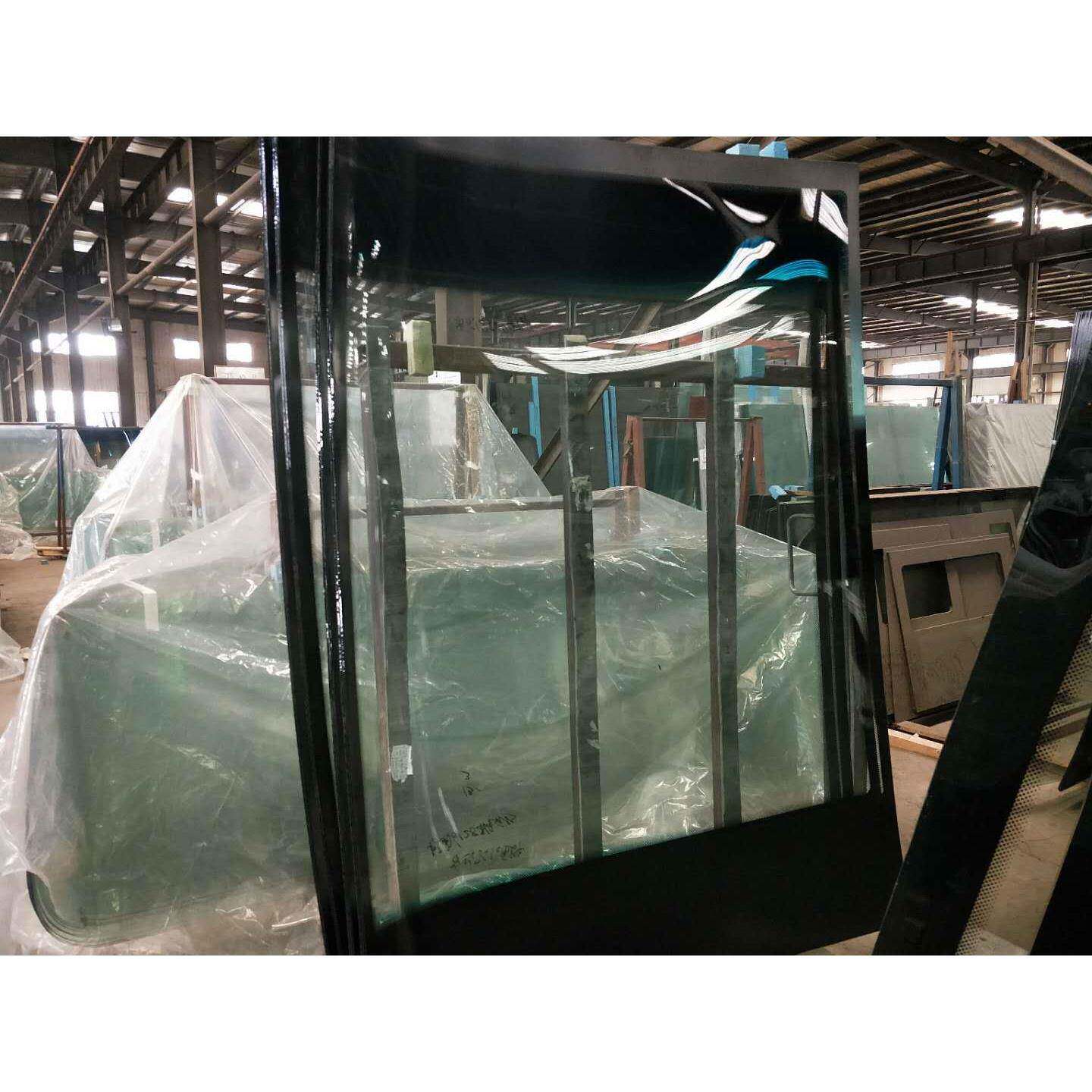 中通出口车分体式前档玻璃厂家直销质量保证物美价廉