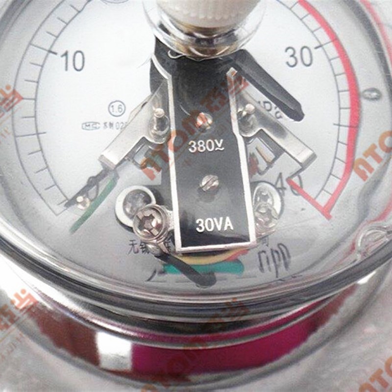 无锡压力仪表厂YXK100-111轴向磁助式抗震电接点压力表充油耐震