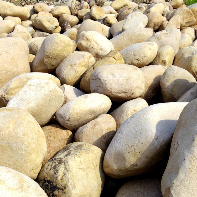 天然鹅卵石河道护坡园林驳岸