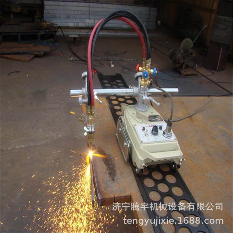 CG31-割0CGS半自动火焰切多少钱台买钢板机气割机销售切直线