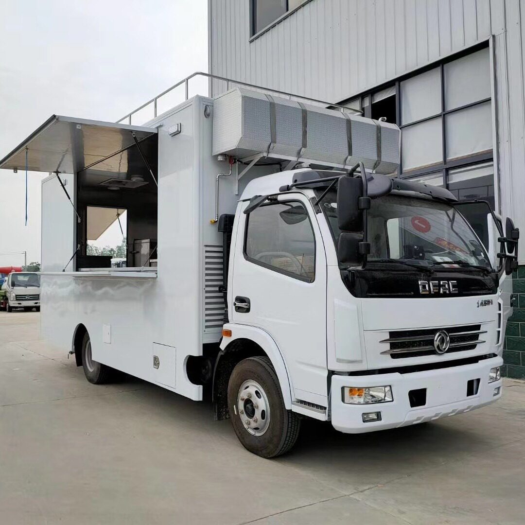 东风餐车 移动餐车 流动下乡宴席车 移动厨房 户外做饭车 美食车
