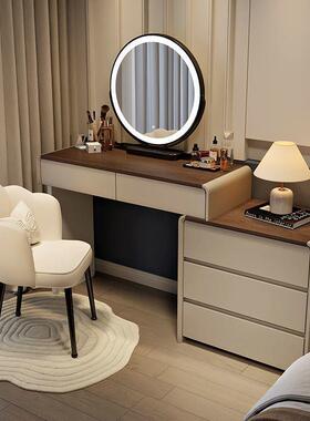 新款室妆台桃色化妆DRL台床头斗柜一体胡现代简约梳带踢卧脚线化