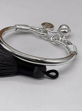 正品纯银手工银手镯999足定银制实银心条开口圆马蹄形白雪花银镯