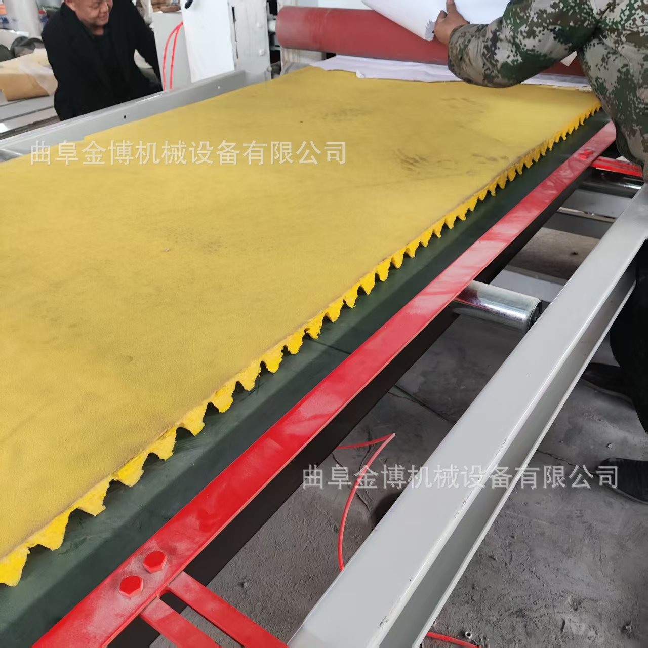 eva瑜伽垫pu膜热复合机 xpe覆皮革垫子贴合设备 卷对卷热烫复合机