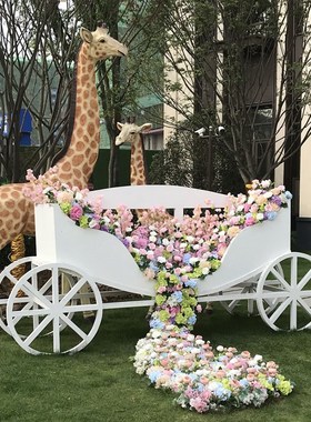 欧式铁艺花车落地摆件创意婚庆道具园林景观玻璃钢长颈鹿庭院雕塑