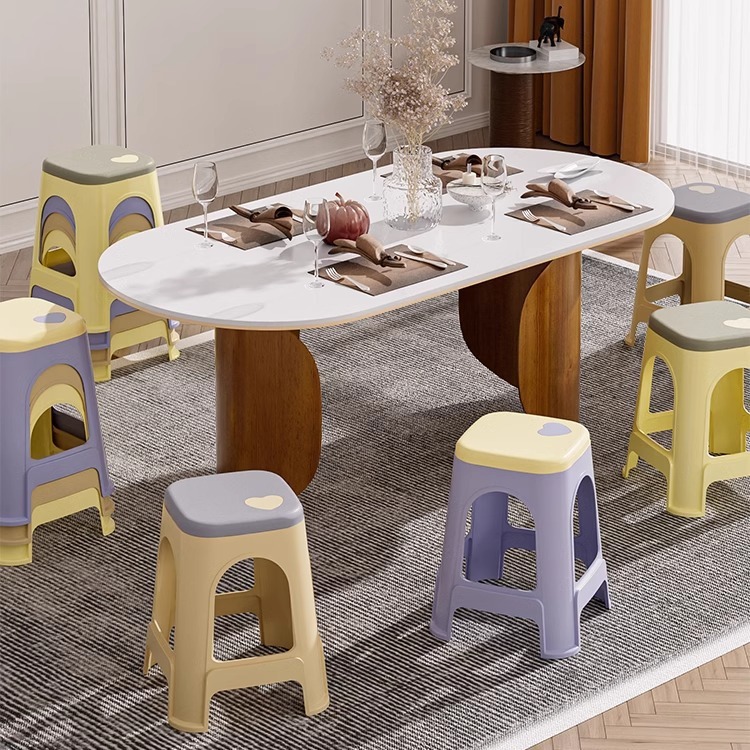 塑料爱心高凳子家用可叠放加厚凳结实耐用餐厅现代简约简易圆板凳