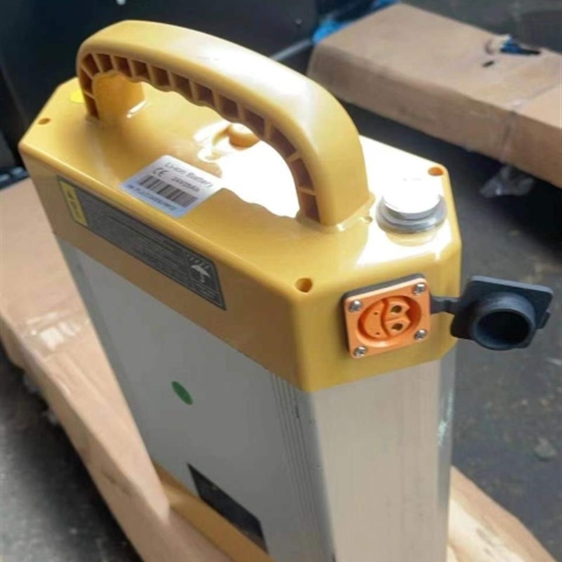 加力合力龙工江淮台励福电动搬运叉车24V28Ah锂电池