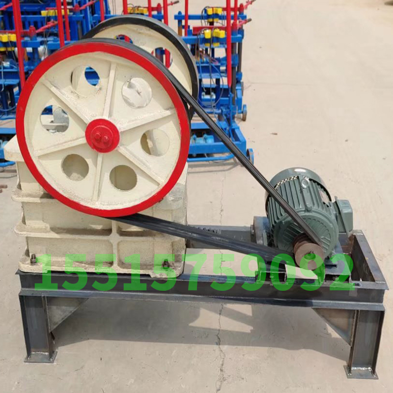 鹅卵石建筑垃圾花岗岩碎石机 中小型可移动柴油老虎口颚式破碎机