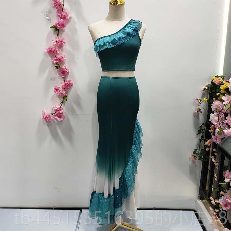正品新服款傣族舞蹈服孔雀舞表演装民族女舞鱼蹈演出服尾裙练功练