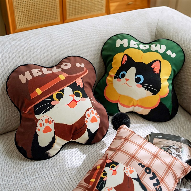 英伦小猫复古格纹氛围感靠枕客厅沙发抱枕床头抱枕车载