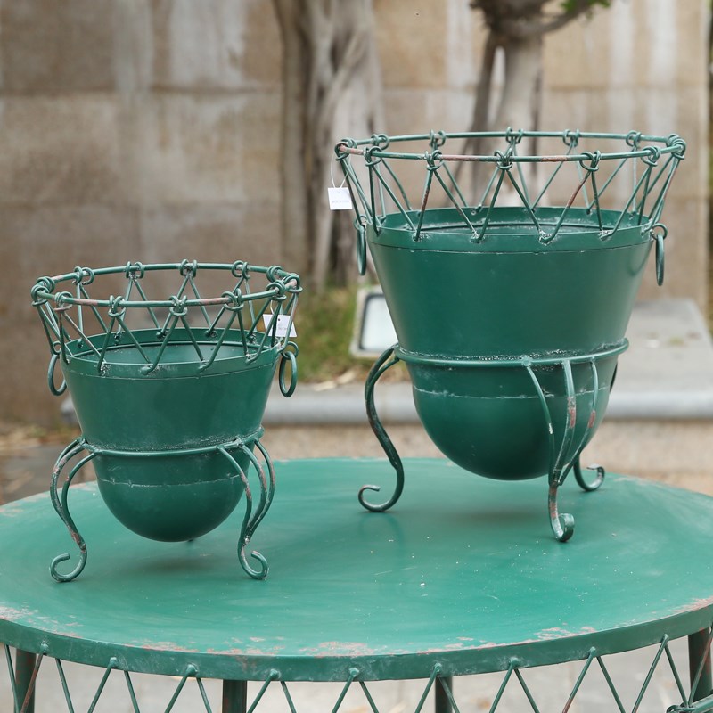 外单欧式复古铁艺奖杯花盆花园庭院露台室外装饰桌面花器
