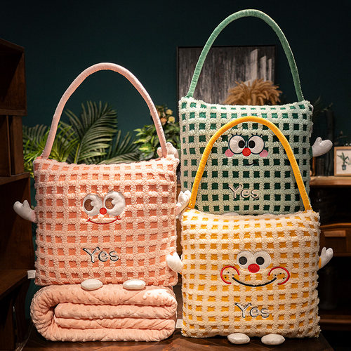 抱枕被子两用沙发靠枕汽车折叠毯子二合一办公室加厚午睡车用枕头