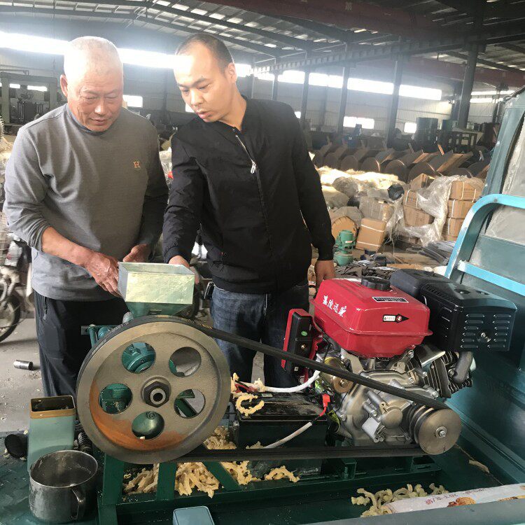 泰丰网红款枣干核桃四缸膨化机面粉糖棍子机汽油动力薏米麻花机