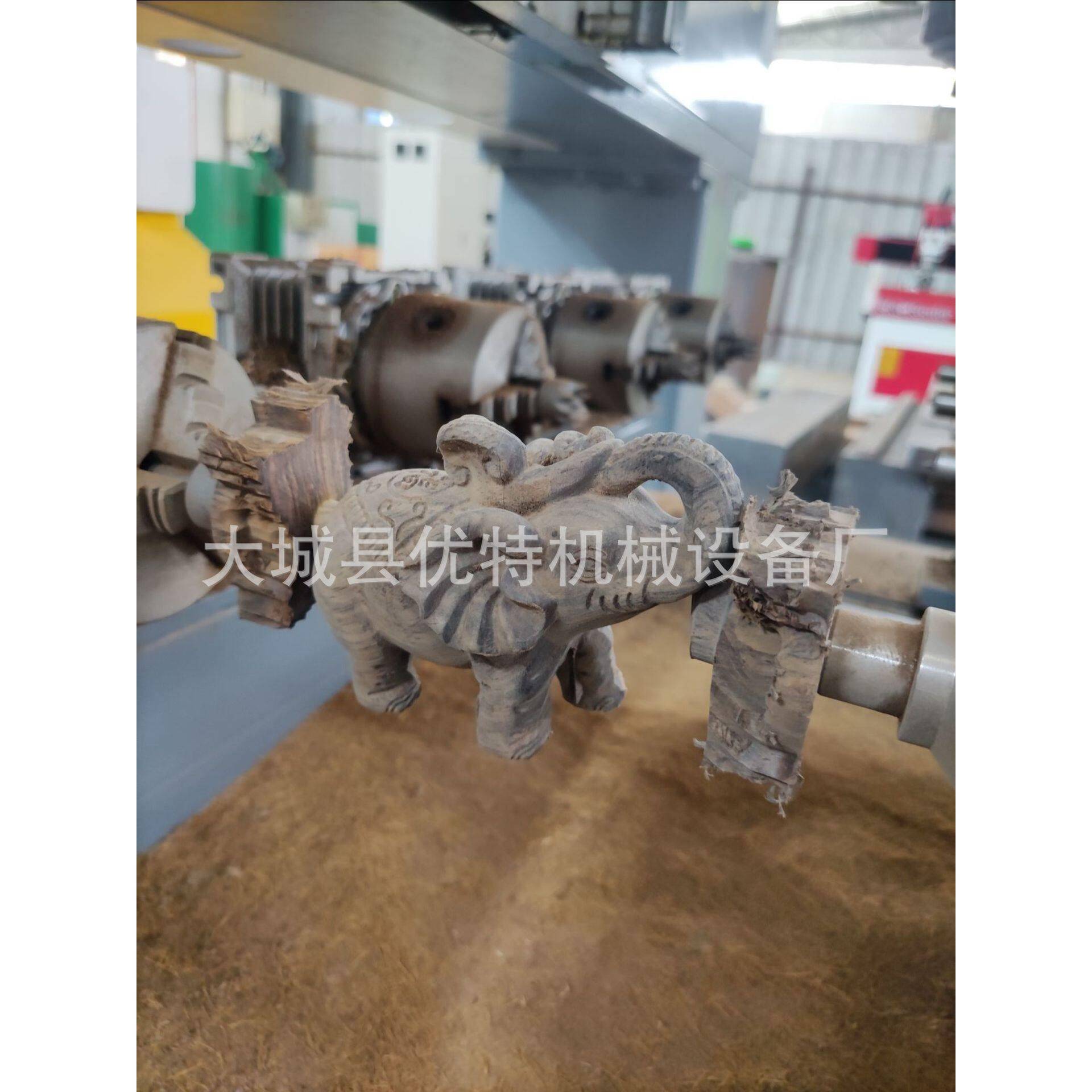多头旋转轴圆雕机 四轴联动手柄控制雕刻机 笔筒花雕刻机雕刻机