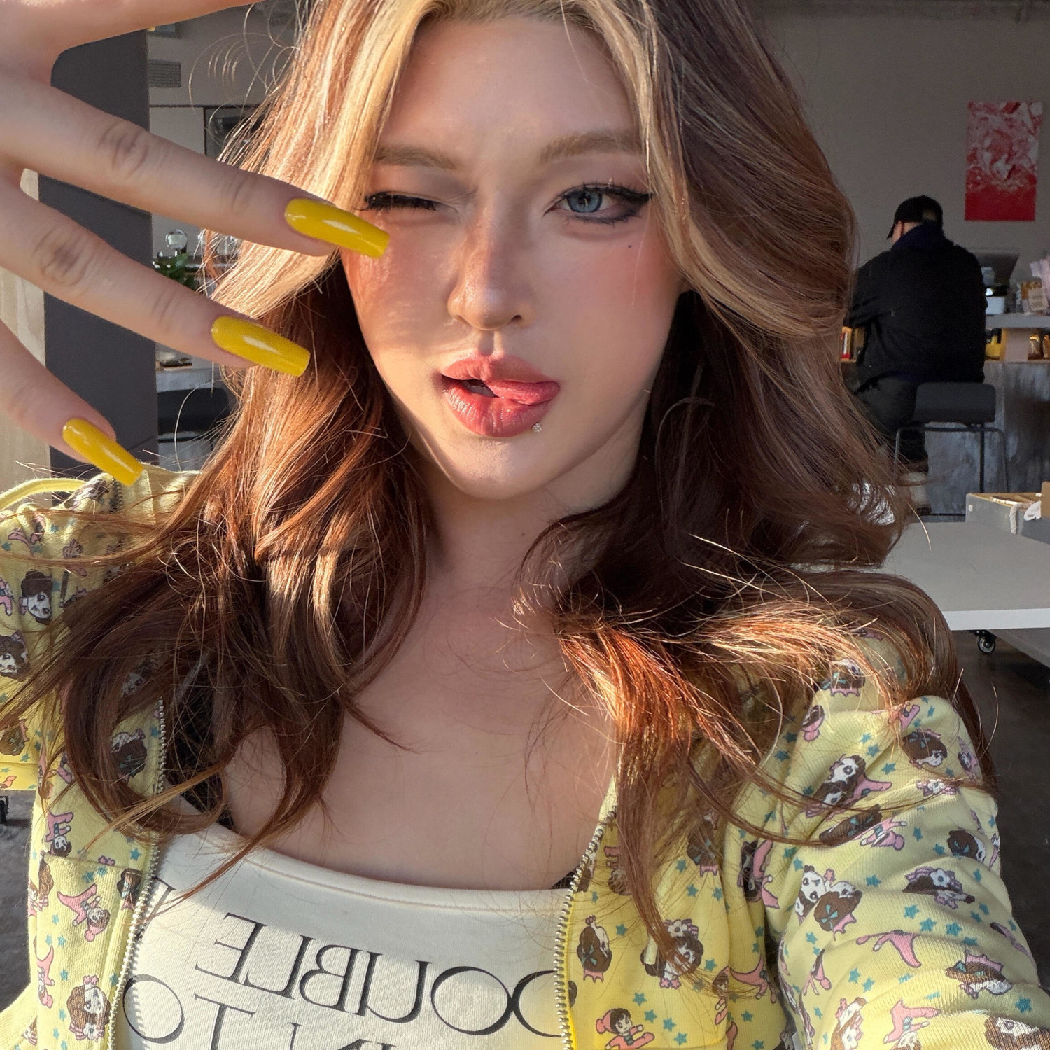 淡奶黄纯色穿戴美甲纯手工定制裸色显白短款气质孕妇新娘指甲贴片