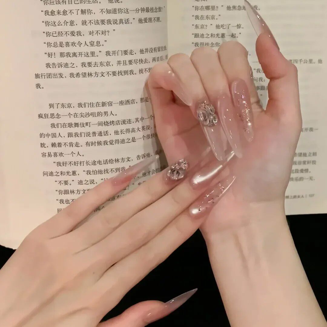 冰透裸粉色猫眼美甲贴片爆闪堆钻轻奢蜜桃冰茶纯手工穿戴甲显白