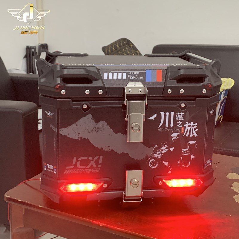 适用适用于贝纳利国四黄龙302S铝合金边箱后备箱尾箱黄龙300边箱