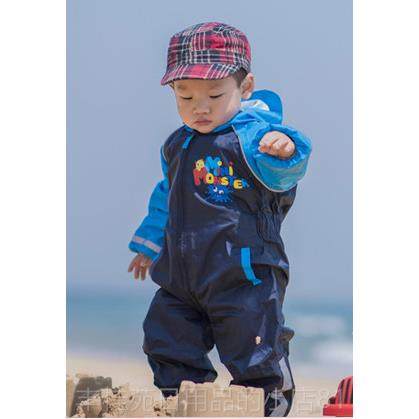 正品户外衣儿身童连雨衣裤幼园宝宝春秋防水防护男女童儿防脏衣玩