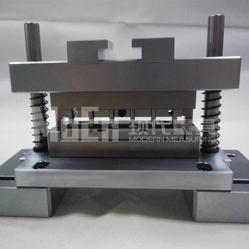 MC珊瑚基座卧加CNC台灰口铸铁材质韧性好性价比精度0.02mm