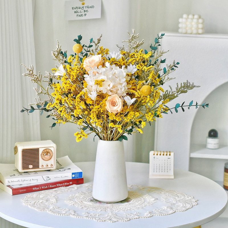 永生玫瑰尤加利叶干花花束真花绣球水晶草家居装饰卧室摆件满天星