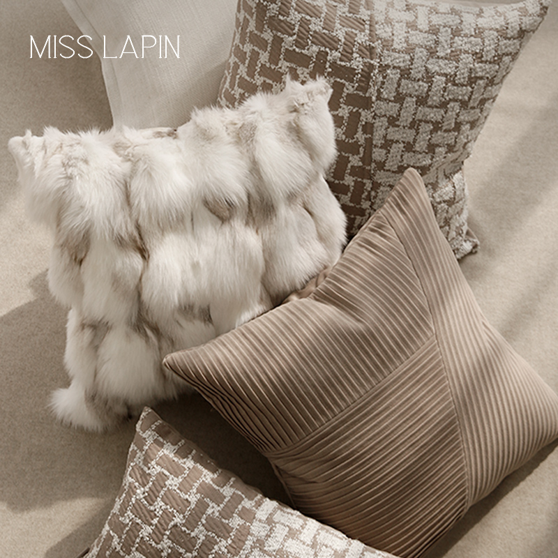 MISSLPIN 现代简约十字纹拼接抱枕狐毛靠垫客厅沙发装饰腰枕靠包