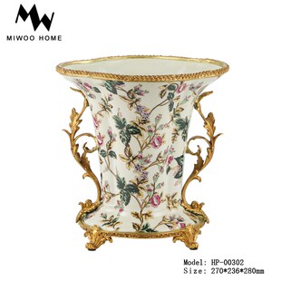 别墅餐厅花瓣插花器艺术摆件 饰品法式 欧式 客厅花卉陶瓷镶铜花瓶装