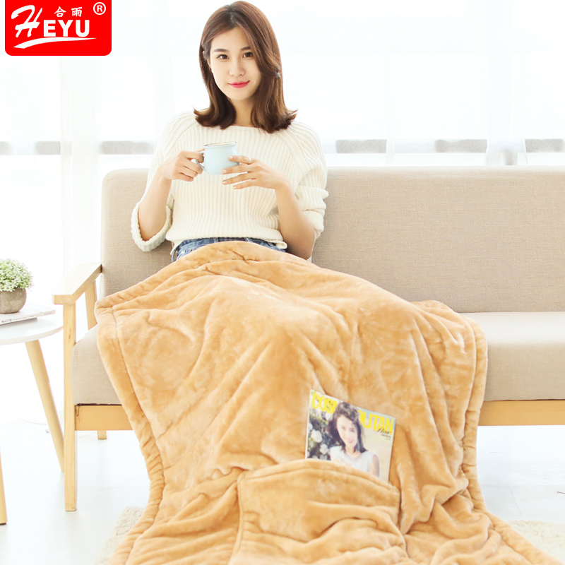 抱枕被子两用厚实珊瑚绒冬季加厚车内折叠靠枕办公室午睡枕头被子