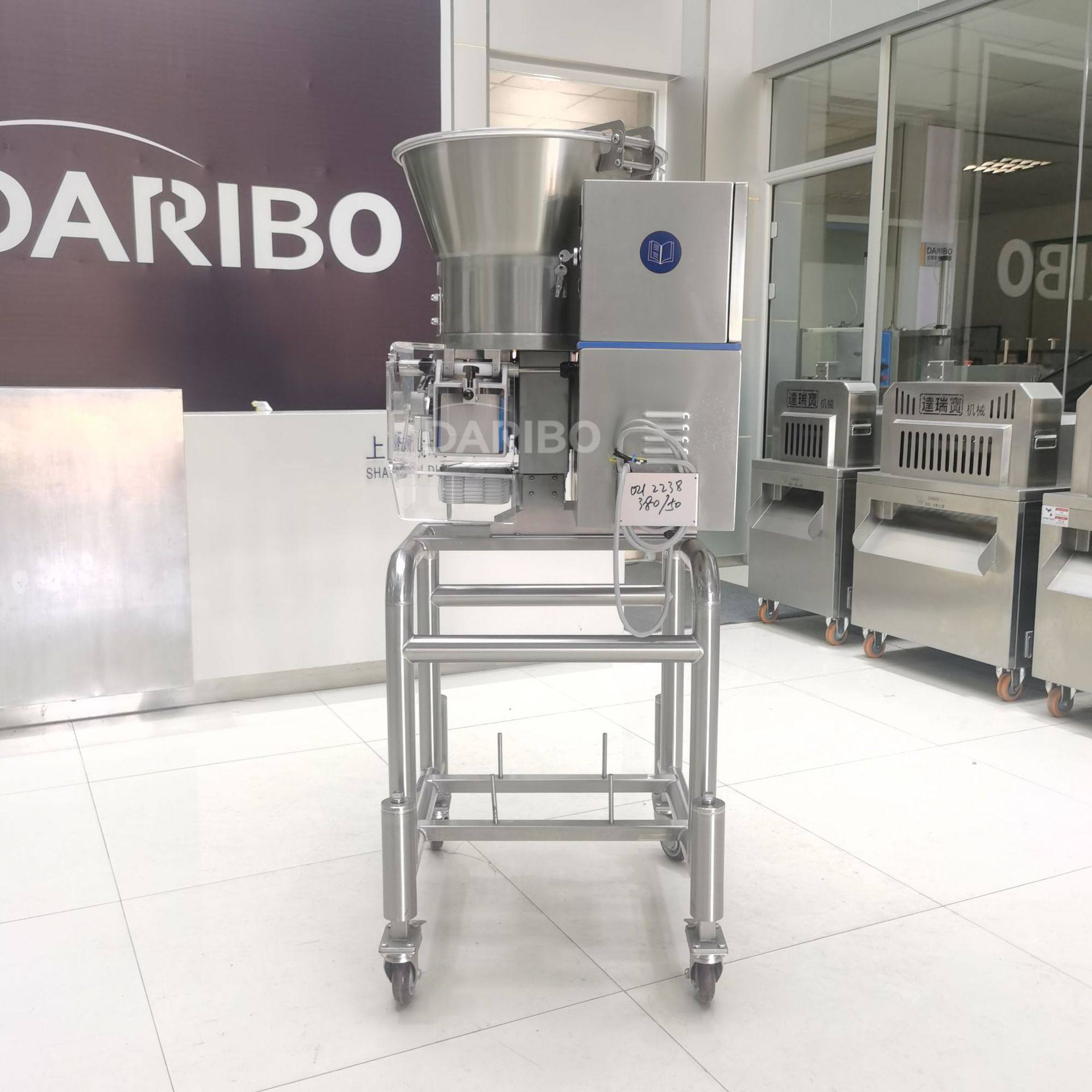 L肉饼机商用汉堡肉饼成型 大型压牛肉饼馅料传输食品级不锈钢设备,清洗/食品/商业设备,肉制品加工设备,淘宝优惠券,粉丝福利购,淘宝优惠卷