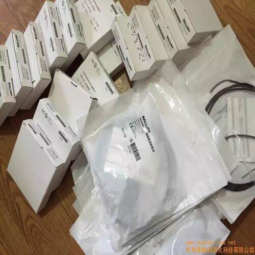 巴鲁夫电感式接近开关 BES M18ME-POC80B-S04G-00订货号：BES00E