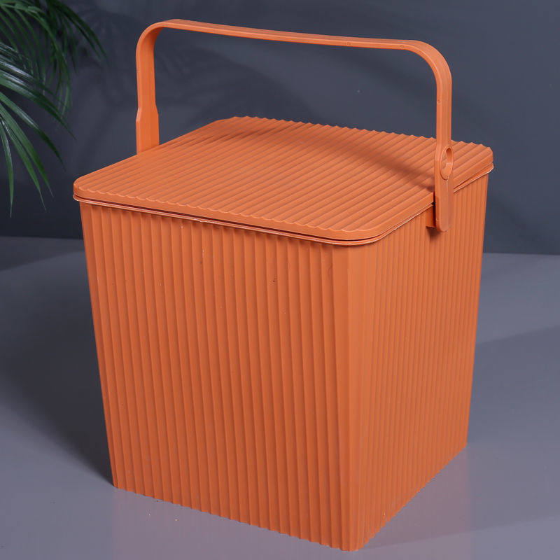 可坐钓鱼桶加厚家用塑料多功能洗车车载洗澡手提方形桶凳水桶带盖