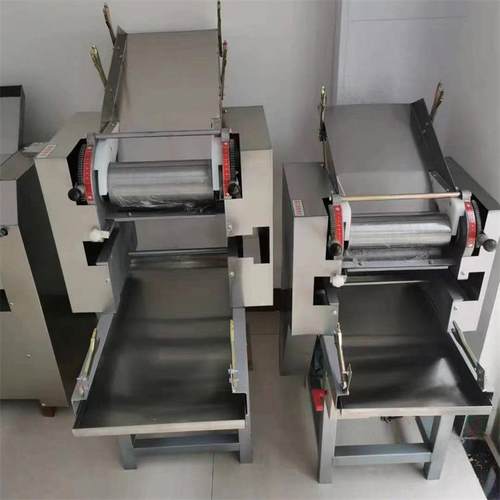 小型家用面条机商用电动压面条机玉米鲜面加工设备