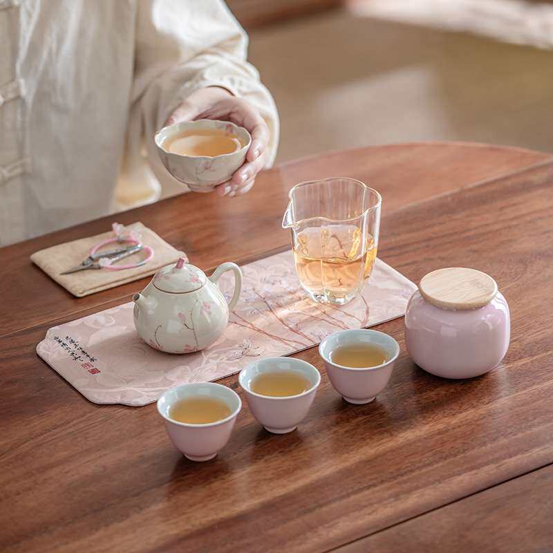 陶瓷旅行茶具便携小套套装便携式功夫釉下彩粉玉兰玻璃公杯茄瓜