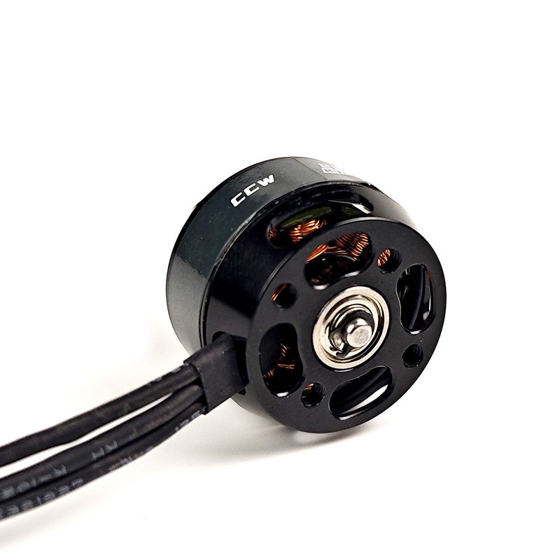 FPV穿越机电机2207 2300KV MGC航模无刷马达四轴穿越机5寸无人机