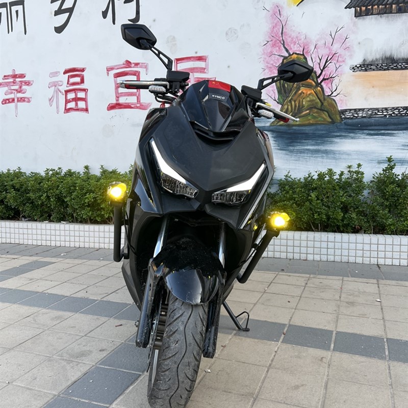 适用光阳KRV180保险杠 改装车身防护杠保护杠射灯架 未来之眼射灯