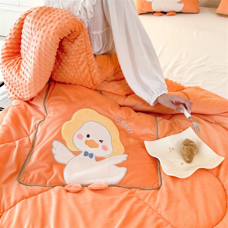 加厚加绒豆豆绒多功能抱枕被两用沙发办公室午睡毯客厅床上二合一