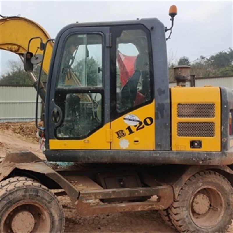 新源C70 105 150轮式挖掘机玻璃前档风车门推拉窗门下后侧玻璃