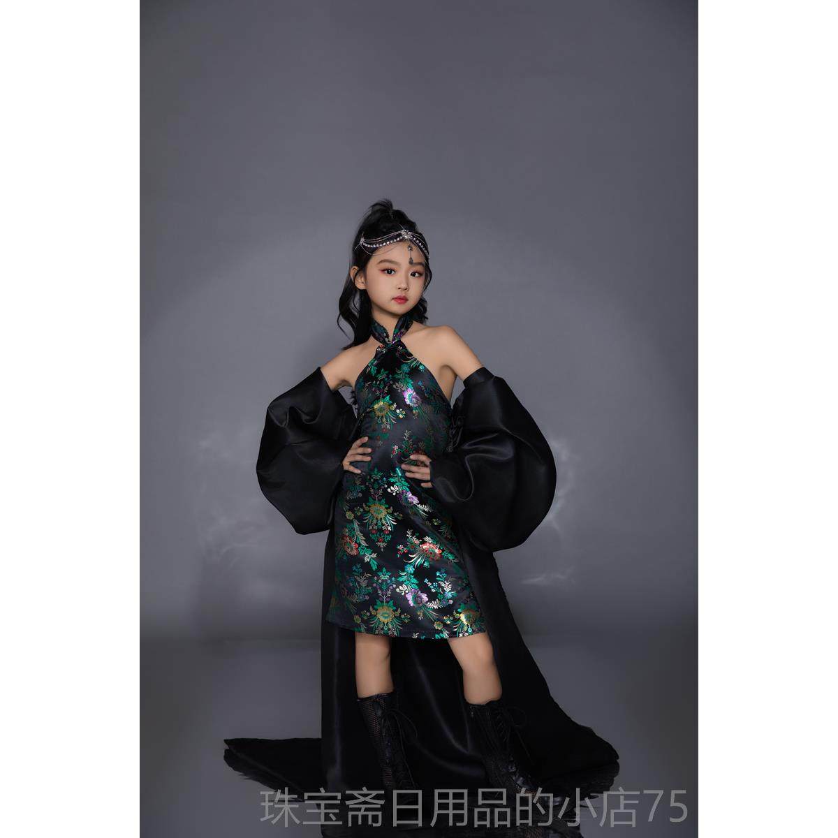 高档潮女童肩霸旗袍拖尾中国风国模特走秀童坎装T台时装气黑色礼