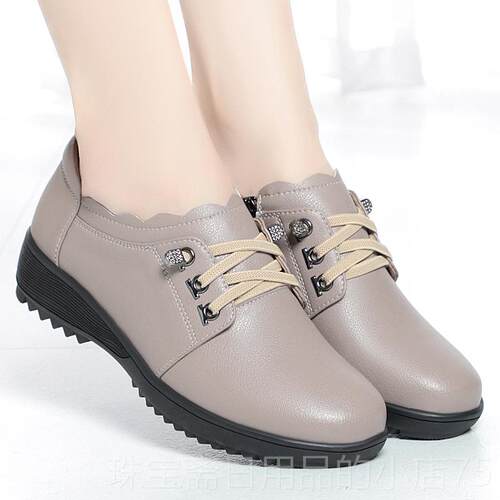 高档真妈妈鞋鞋2023新款单春秋软底鞋中年平底防滑工作鞋皮大码皮