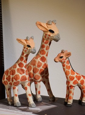 长颈鹿手工木雕小摆件卡通动物公仔桌面摆放装饰品送儿童学生玩具