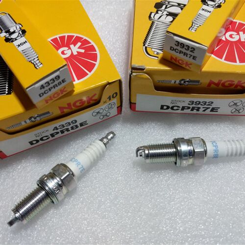 NGK摩托车火花塞 DCPR7E DCPR8E  LX650火花塞