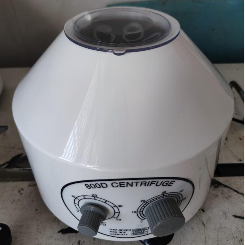 厂家供应800D电动离心机实验室用小型离心机低速台式离心机